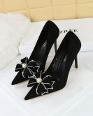 Wind high heels Women's shoes, fine heels, super heels, shallow mouth pointed rhinestone pearl bowls