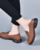 Round -headed small leather shoes women's spring season British wind flat single shoes metal buckle leather low heel women's shoes