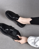 Round -headed leather shoes autumn comfort British style crushing flower cow, flat leather flat soy bean shoes female small single shoes