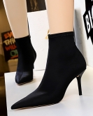 Wind and naked boots fine heel high -heeled pointed elasticity Laika sexy nightclubs thin short boots thin boots