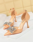 Summer high -heeled shoes women's shoes mid -length shoe pointed hollow rhinetic bow bowl with a word with high heel sandals