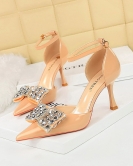 Summer high -heeled shoes women's shoes mid -length shoe pointed hollow rhinetic bow bowl with a word with high heel sandals