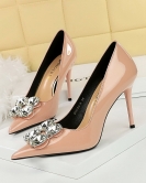 Wind banquet High -heeled shoes Women's shoe fine heel patent leather shallow mouth pointed rhinestone buckle single shoes