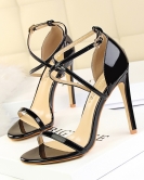 Fashion sexy nightclub shows thin summer high -heeled shoe fine heel hollowed out cross -out with sandals