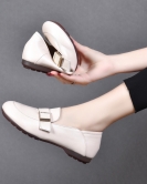 Round head flat shoes Female spring head layer cowhide soft bottom soft face small single shoes buckle bean shoes