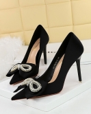 Banquet high -heeled shoe fine heel pointed -headed satin pearl rhinestone bow single shoes female