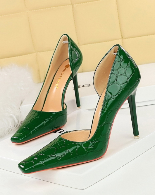 Wind retro patent leather stone pattern shallow mouth hollow square head high heel high heel high heel women's shoes women's shoes