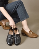 Round head flat shoes Female spring metal buckle low heels, light -mouth shoes, kicking women's small leather shoes