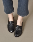 Round head flat shoes Female spring metal buckle low heels, light -mouth shoes, kicking women's small leather shoes