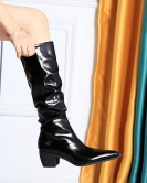 Retro -style high -end female boots thick heel pointed wrinkles shiny face high boots Knight boots