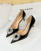 Wind banquet Women's shoes high heels, fine heel pointed patent leather side hollow rhinestone buckle single shoes women