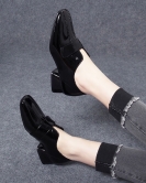 Women's shoes early spring casual square head low -heeled shoe black head beef patent leather kicking small leather shoes