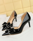 Wind Fashion Banquet Women's Shoes high heels, high -heeled patent leather side empty rhinestone bowls single shoes