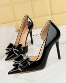 Wind Fashion Banquet Women's Shoes high heels, high -heeled patent leather side empty rhinestone bowls single shoes