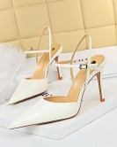 Retro Fashion Simple Summer Summer High Heel Symnomable High Heel Shallow Polaries Hollow Hollow Words Women Loldfoot