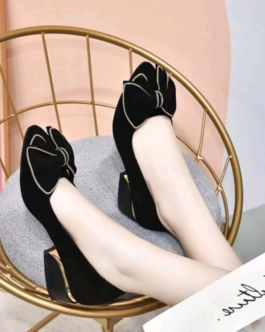 Women's shoes spring small incense wind bow small single shoes black sheepskin rhinestone round head shoes