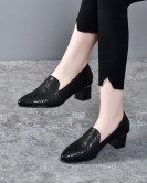 Women's shoes in spring, pointed pointed western pneumatic upper toe -layer cowhide embroidery flat shoes, one shoes, two shoes, wearing shoes