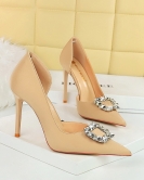 Banquet high -heeled shoe fine heel super high heel pointed pointed pointed pointed cutout metal rhinestone buckle winding single shoes