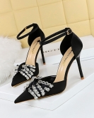 Wind summer high -heeled shoes Women's shoes shallow mouth pointed rhinestone bow bowls of hollow words with sandals