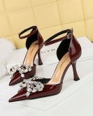 Banquet Women's Shoes Pacific High -Hee Qiankou Empty Diamond Powder Bow with a word with sandals