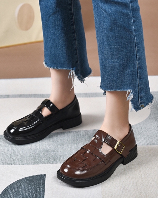 Retro small leather shoes female spring and summer header cow leather fashion single shoes round head woven flat shoes