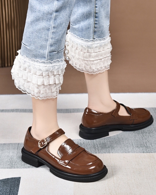 Women's shoes spring and summer fashion retro single toe layer beef patent leather round head flat bottom single buckle doll shoes