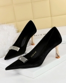 Wind Banquet Women's Shoes High Heel Shoes Floating Sipper Polarit Metal Knpled Decoration High Heel Single Shoes