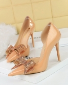 Wind banquet High -heeled shoe fine heel shallow mouth pointed pointed pointed rhinestone bowls single shoes