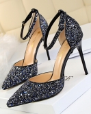 Wind and high heel shallow mouth sharp -headed hollow sequin sexy nightclub is thin and words with female sandals