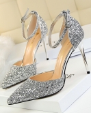 Wind and high heel shallow mouth sharp -headed hollow sequin sexy nightclub is thin and words with female sandals