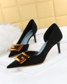 Wind and fashionable feet are thin, fine heel high -heeled, high -heeled side hollow metal buckle decorative women's single shoes