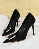 Banquet high -heeled heel Wind Women's Shoes Women's Shoes Skill Beeper metal rhinestone buckle single shoe women